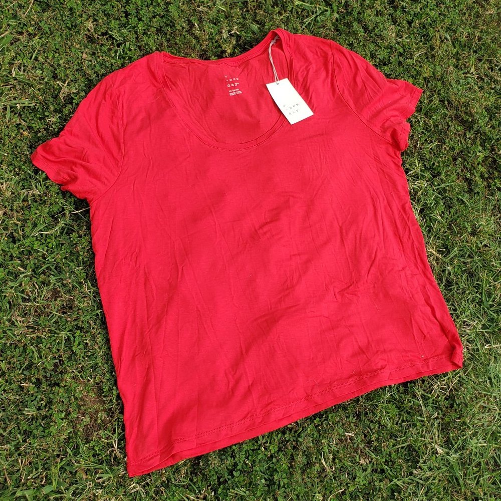 Red A New Day T-shirt NWT